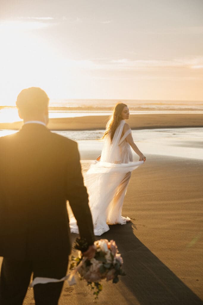 Oregon coast elopement photographer 094